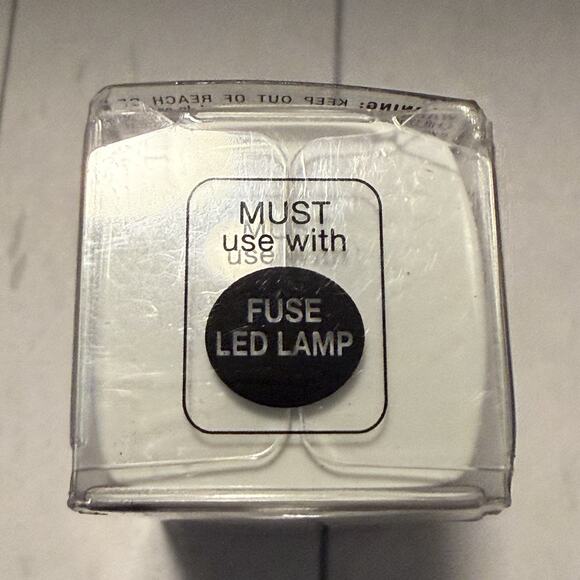 Sensationail Fuse Gelnamel Nail Polish 71914 e-motion Purple Gel LED Required - Picture 3 of 3